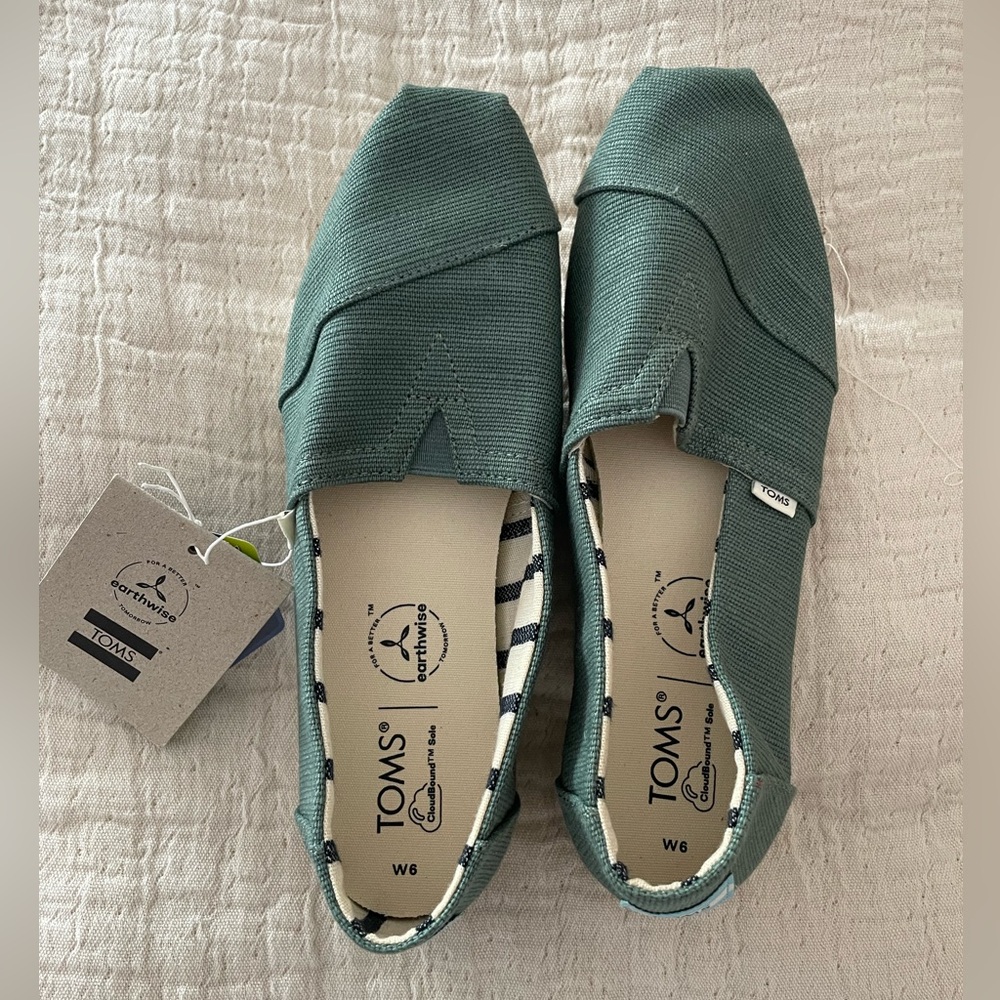 Tom’s alpargata silver pine heritage canvas shoes